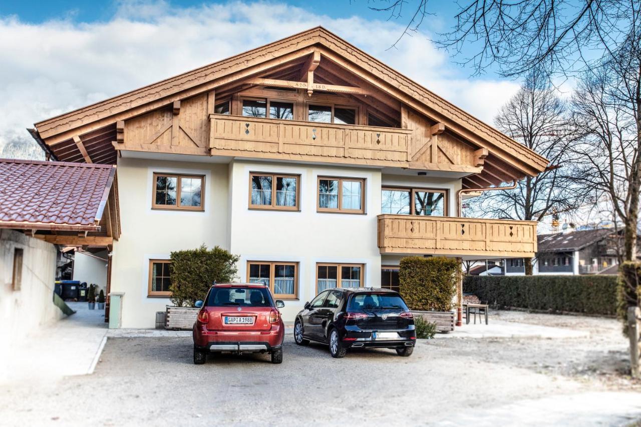 Ferienwohnungen "Zur Wally" Garmisch-Partenkirchen Extérieur photo