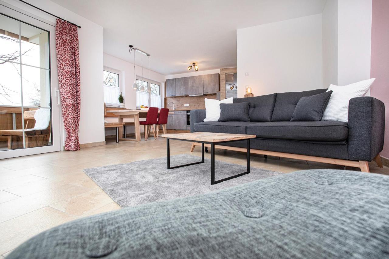 Ferienwohnungen "Zur Wally" Garmisch-Partenkirchen Extérieur photo